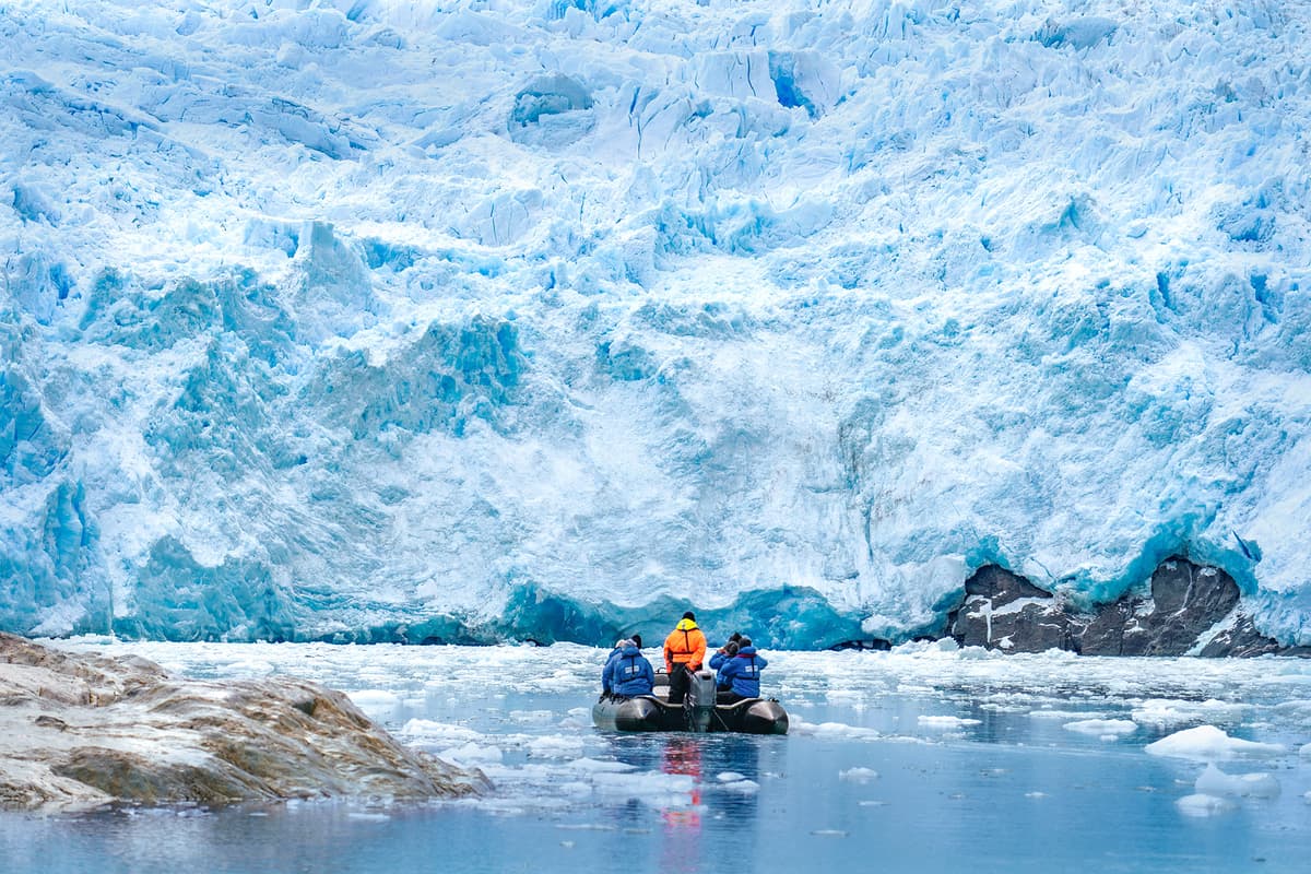 Expedition Chilean fjords: where unique panoramas unfold