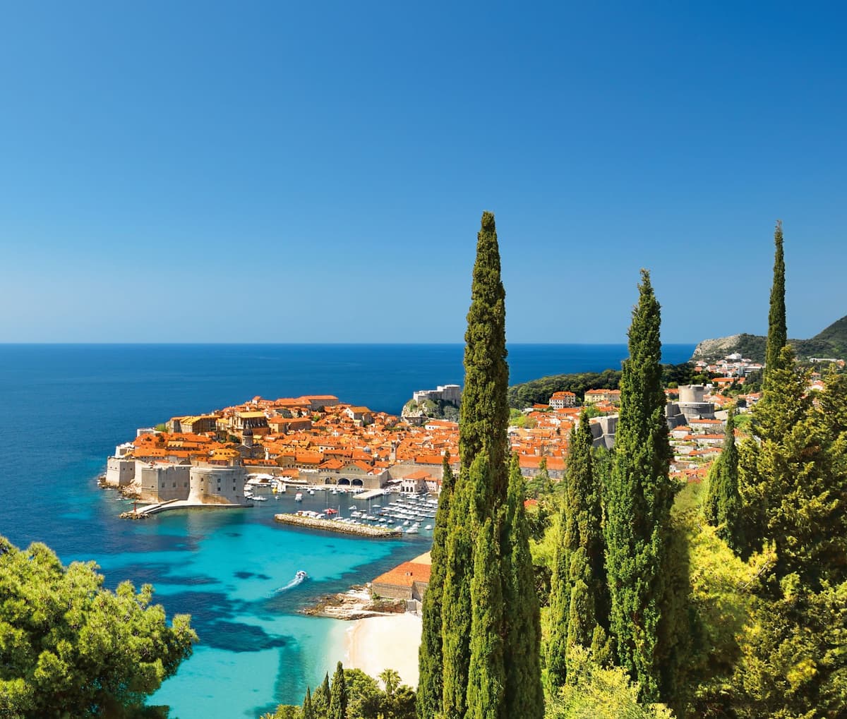 Greek style meets the flair of the Adriatic
