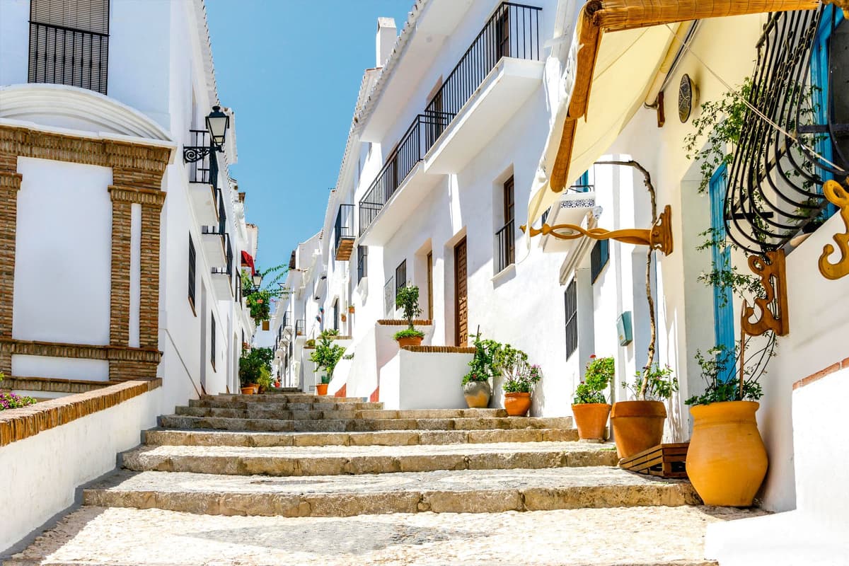 Pearls of the western Mediterranean