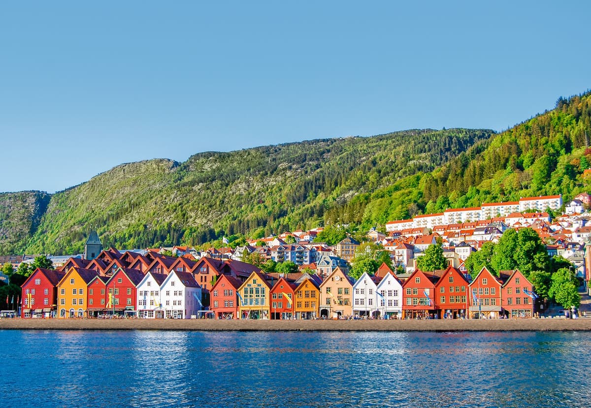 Diverse Norway with a course set for Svalbard