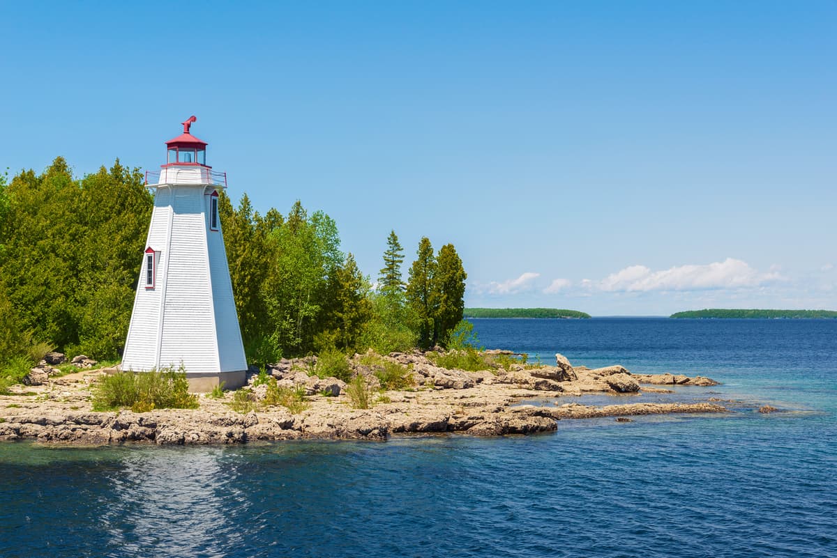 Great Lakes: unforgettable experiences on all five Great Lakes