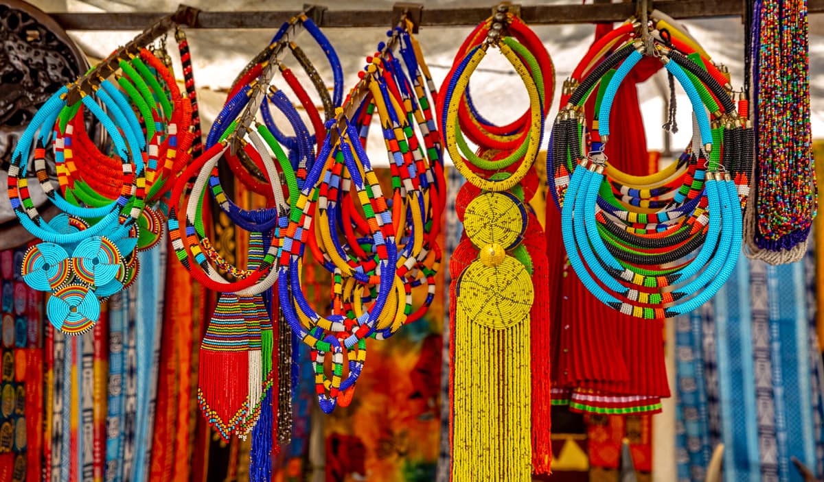 West Africa: Premiere – Hidden treasures on the western edge of Africa