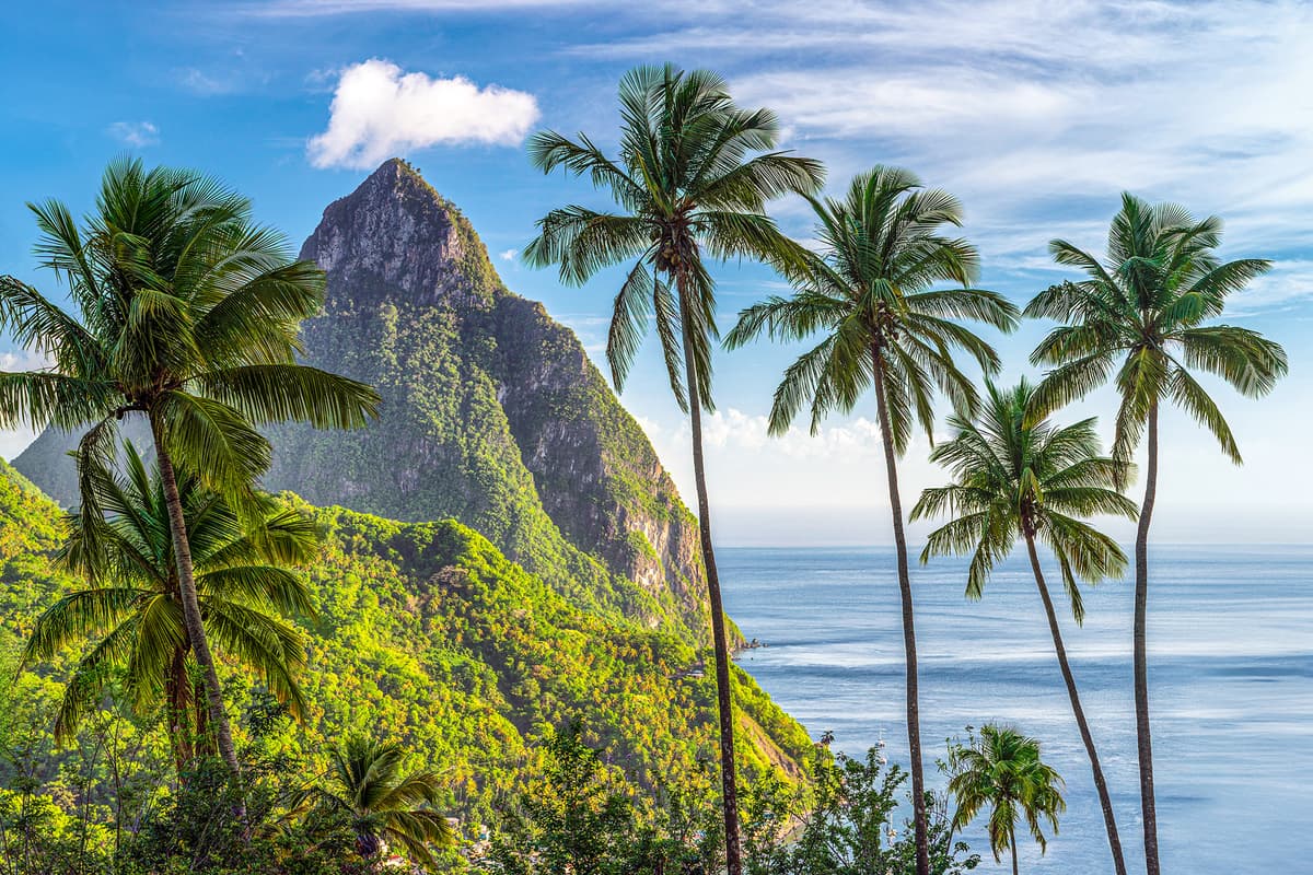 Expedition Caribbean islands: paradise locations that only a few know about