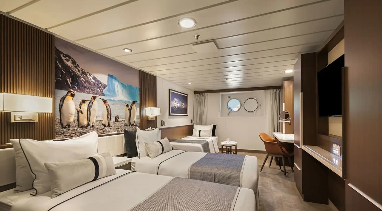 Aurora Stateroom Triple Share