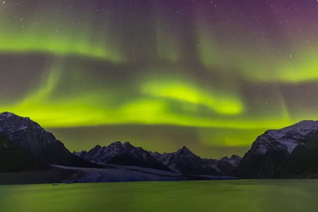 Iceland & East Greenland - Under the Northern Lights