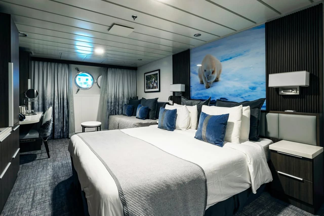 Aurora Stateroom Triple Share