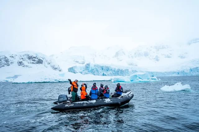 Antarctic Peninsula: Fly the Drake