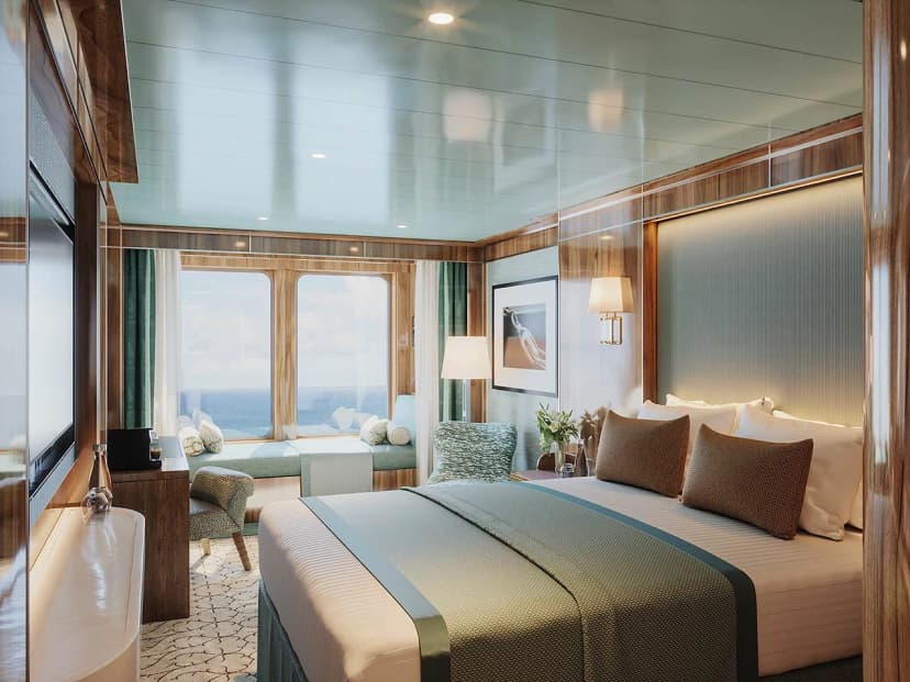 Concierge Panorama Ocean Suite