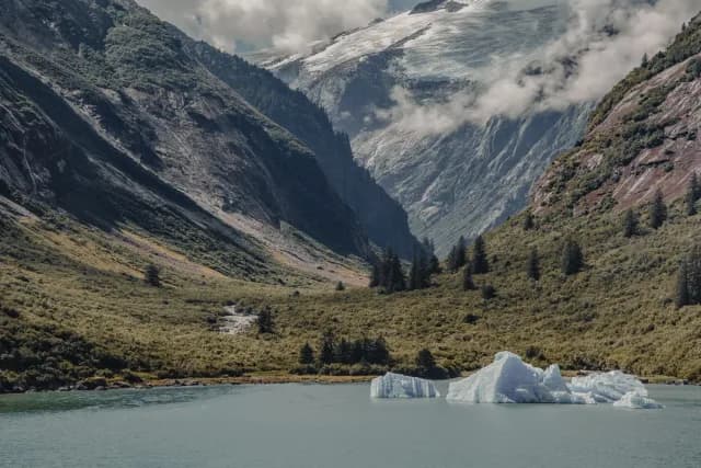 A Journey through Icy Treasures & Cultural Discoveries