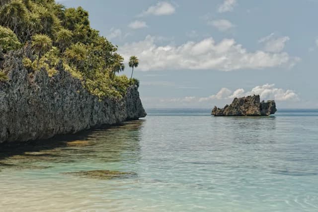 A Journey into Tropical Idylls & Mayan Mystery
