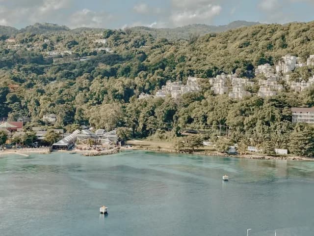 An Extended Journey through Wild Beauty and Tropical Festivities