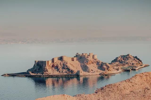A Journey through Middle Eastern Charms & Archaeological Wonders