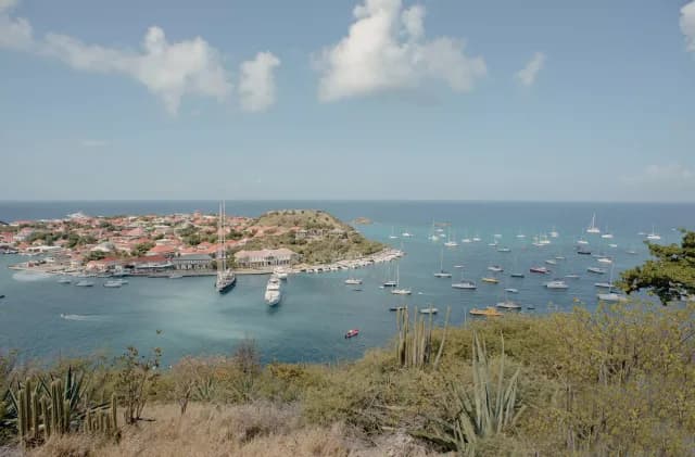 A Journey through Majestic Island Paradises & Radiant Cultures