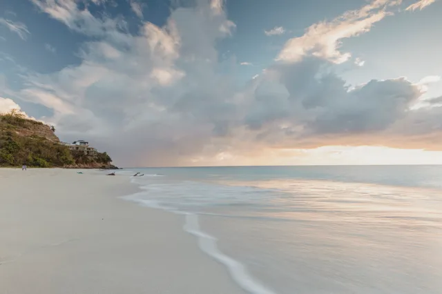 A Journey through Iconic Caribbean Islands & Underwater Wonders