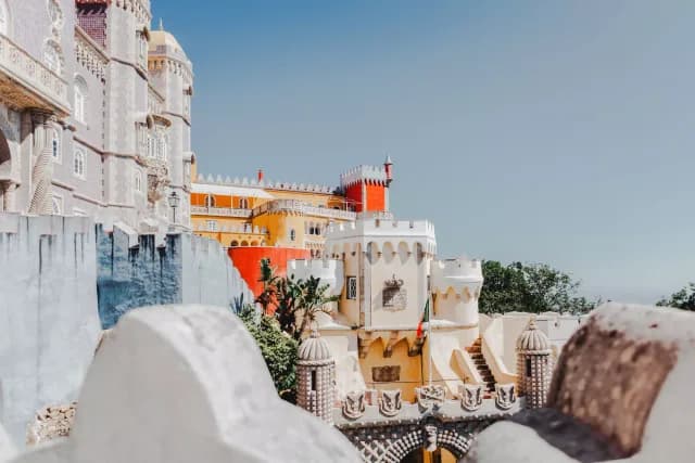 A Journey of Coastal Elegance & Cultural Contrasts