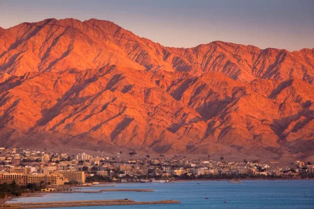 A Grand Journey of Greek Monuments, Walled Cities & Egyptian Marvels