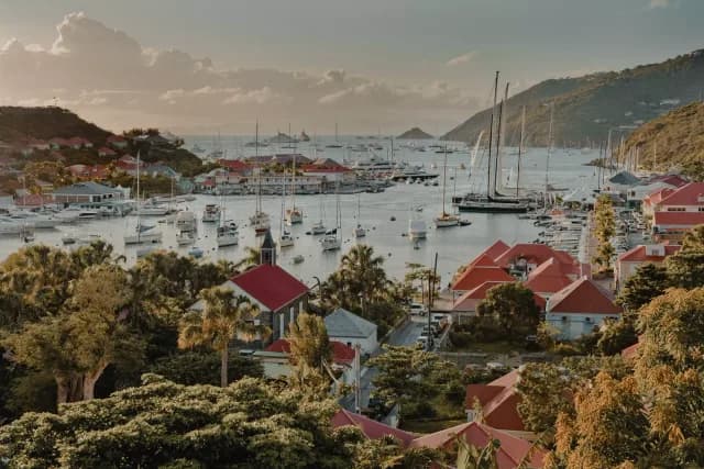 An Extended Journey through Golden Shores & Island Grace