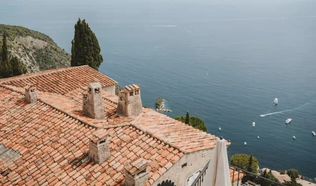 A Journey through French Coastal Glamour & Italian Masterpieces