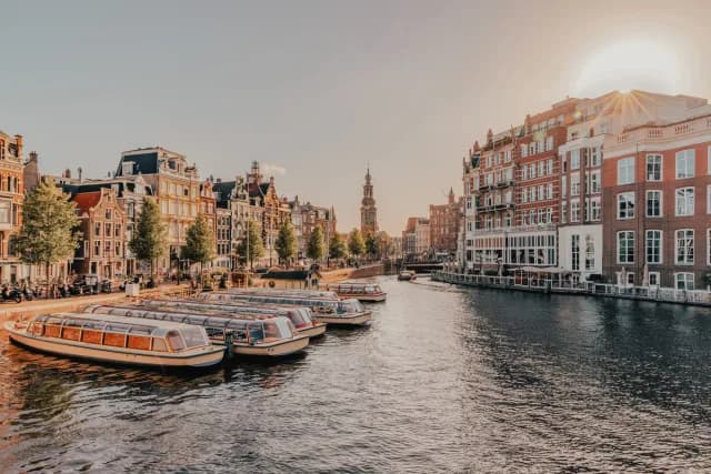 A Journey of Charming Villages & Glorious Waterside Scenery