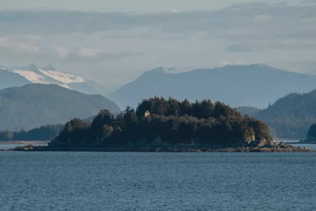 A Journey of Wild Canadian Shorelines, Indigenous Discovery & Alaskan Wonder