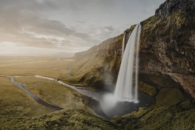 A Journey of Enthralling Natural Beauty & Icelandic Wonders