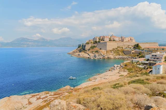 An Extended Journey of Roman Marvels & Italian Culinary Delights