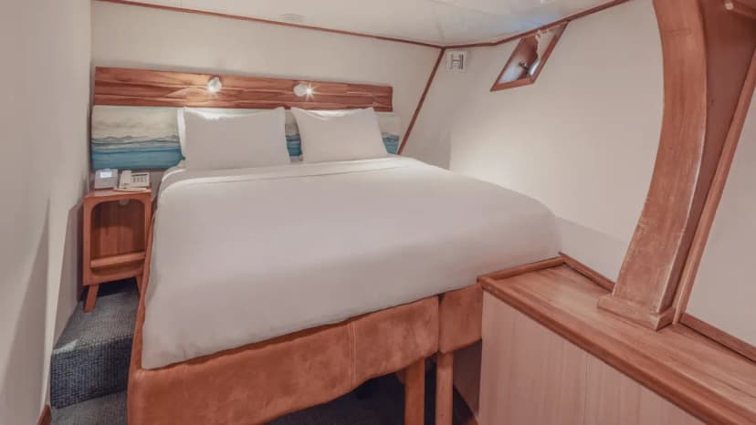 Standard Cabin