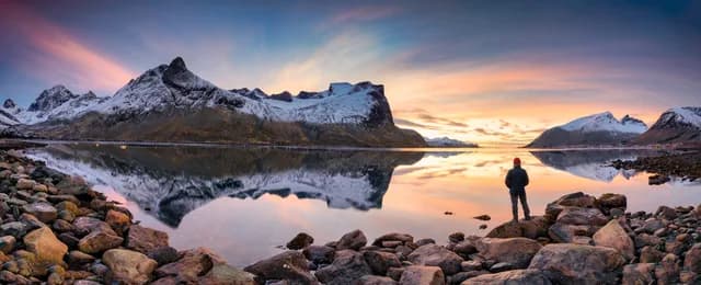 Norway’s Fjord World with Lofoten and Vesteralen islands: under the spell of the wild Norwegian Sea islands
