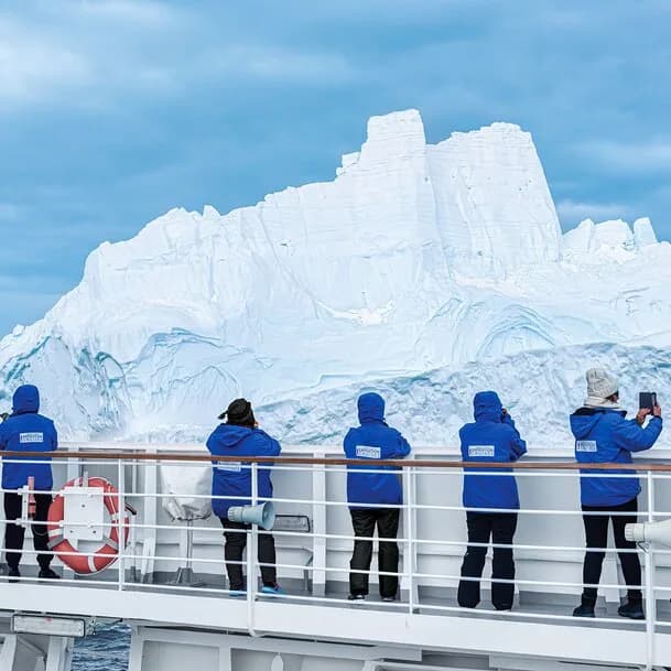 Expedition Antarctica: highlights first hand