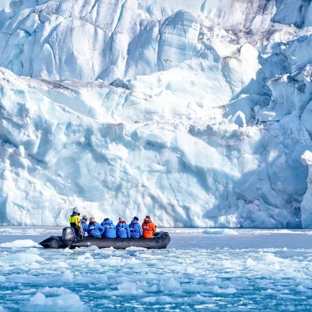 Expedition Norway and north-west Svalbard: in the magic of the midnight sun