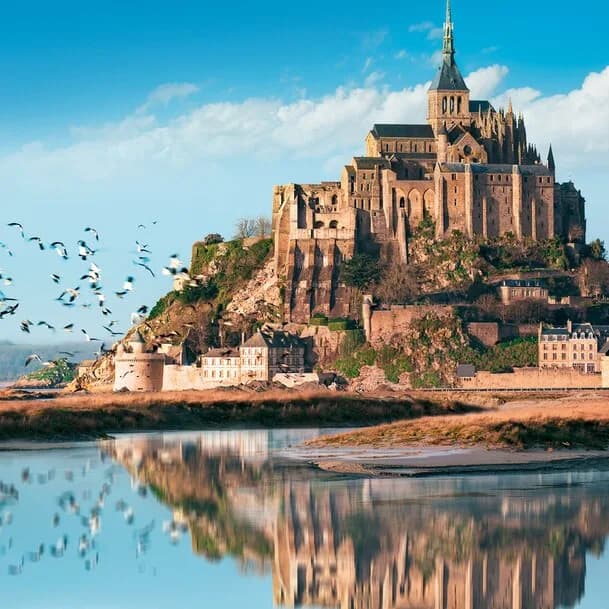 Culture and culinary delights along sunny coasts