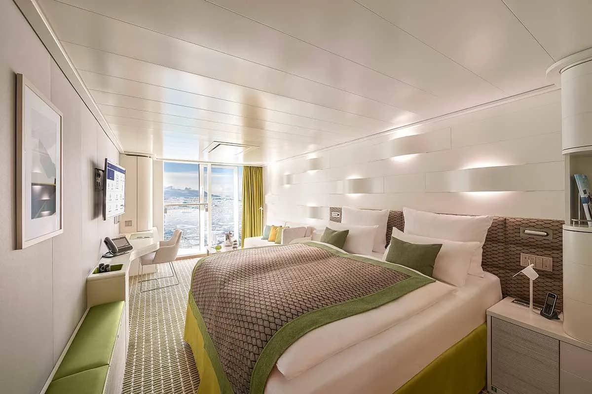 French Balcony Cabin