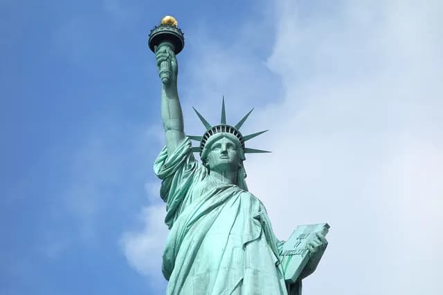 New York, the Caribbean and Panama: from the Big Apple to the Garden of Eden