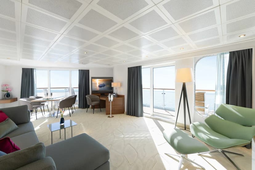 Penthouse Grand Suite
