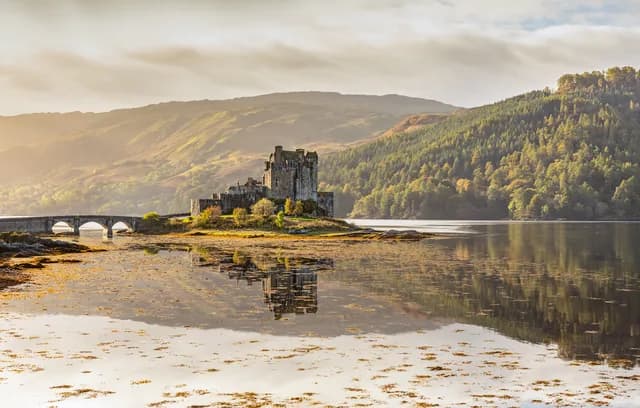 Expedition circumnavigation of Great Britain: British contrasts with a touch of sophistication