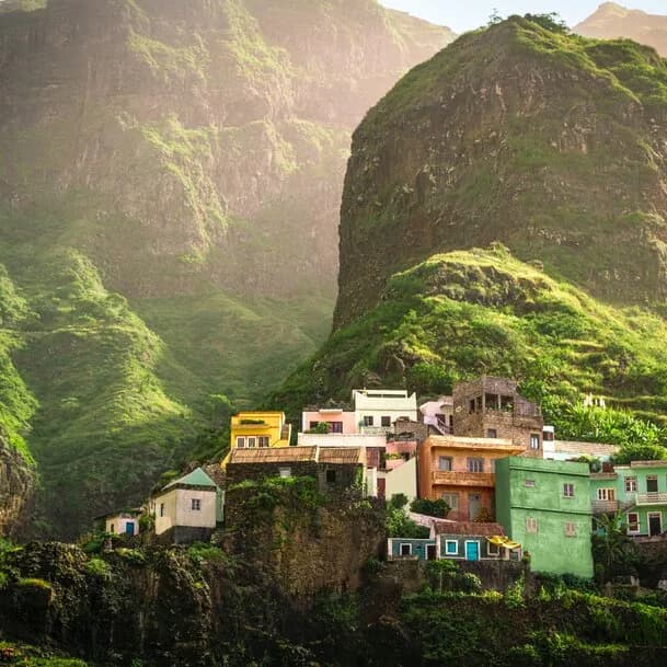 Desert wonders and Atlantic beauty