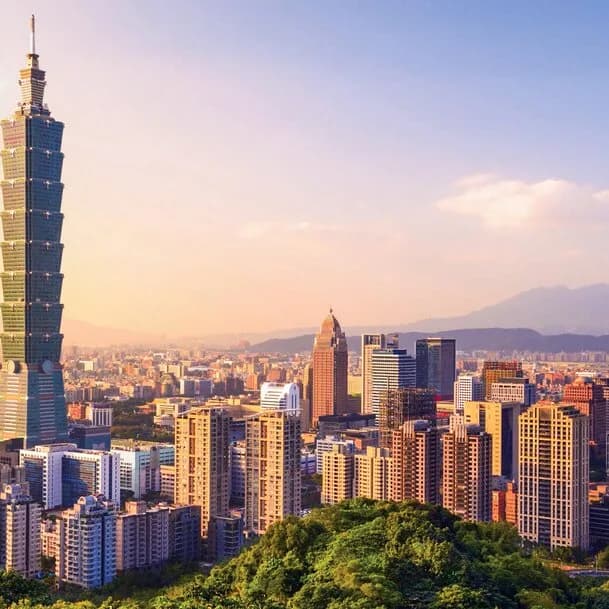 Asia between tradition and modernity