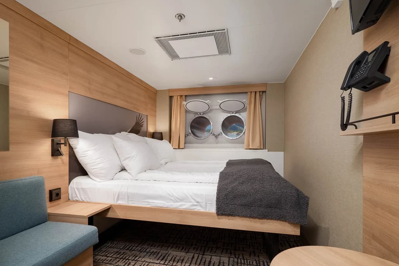 Double on lower deck with porthole