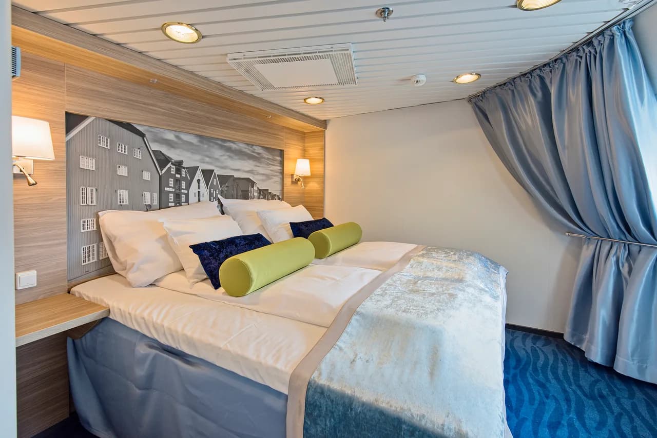 Two-bed suite on promenade deck