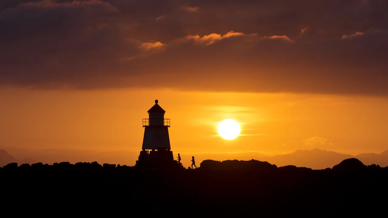 midnight-sun-lofoten-149512-Getty Images