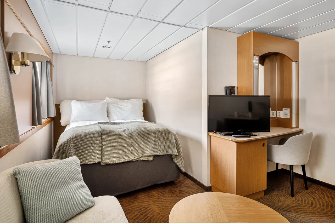 Large double on middle deck with window (restricted view)