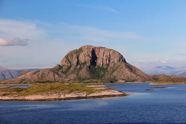 Lofoten to the West Fjords