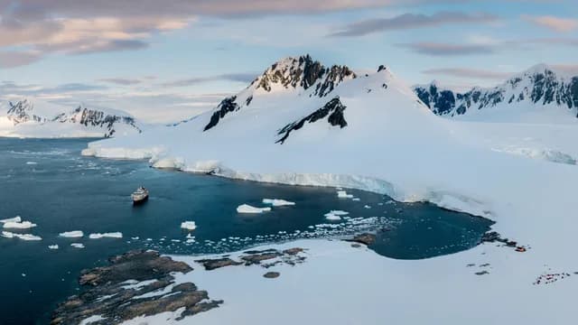 Antarctica & Falklands  Expedition Cruise