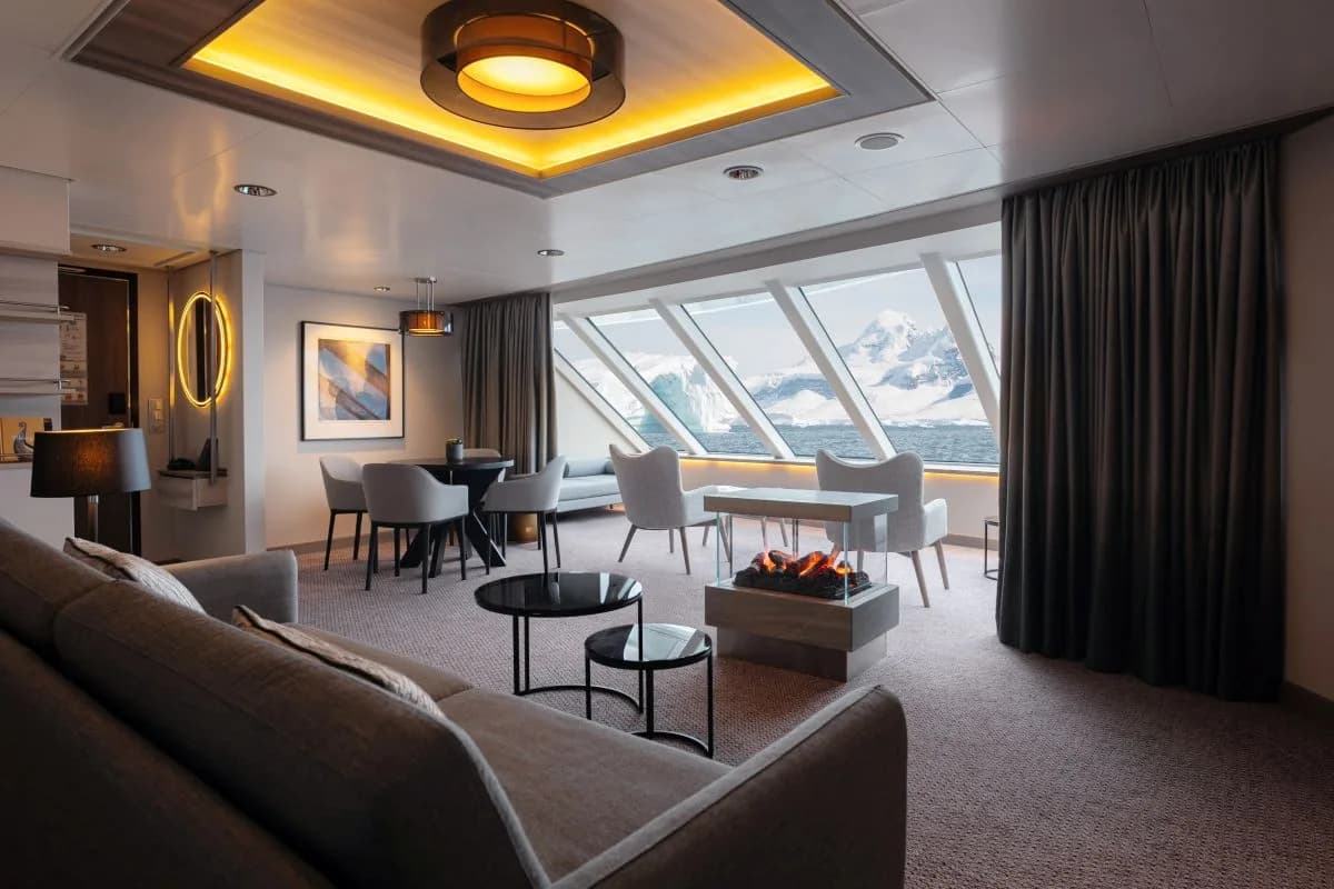 Expedition Suites