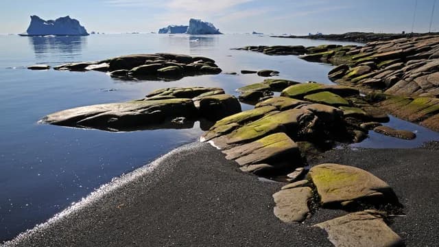 Exploring the Garden of Greenland (Westbound) 