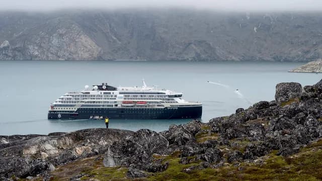 Exploring the Garden of Greenland (Eastbound)