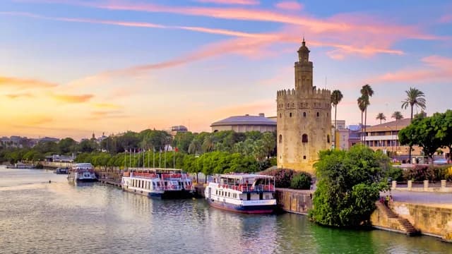 Atlantic Discoveries – Cape Verde to Hamburg via Seville 