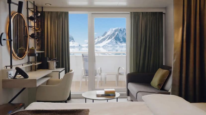 ME | Suite with balcony
