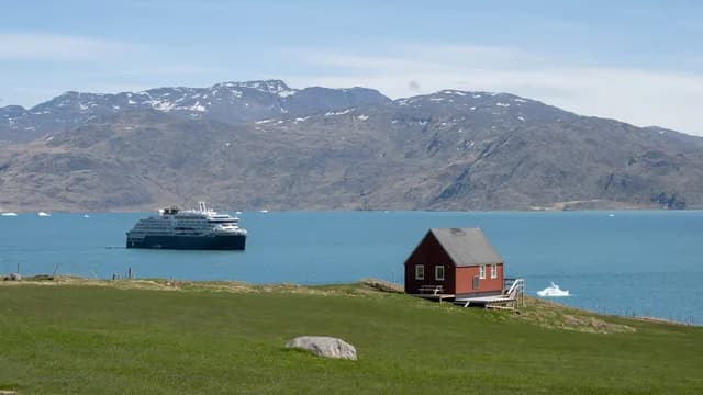 Exploring the Garden of Greenland (Westbound) 
