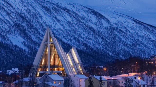 Ultimate Norway – Arctic Expedition under the Northern Lights